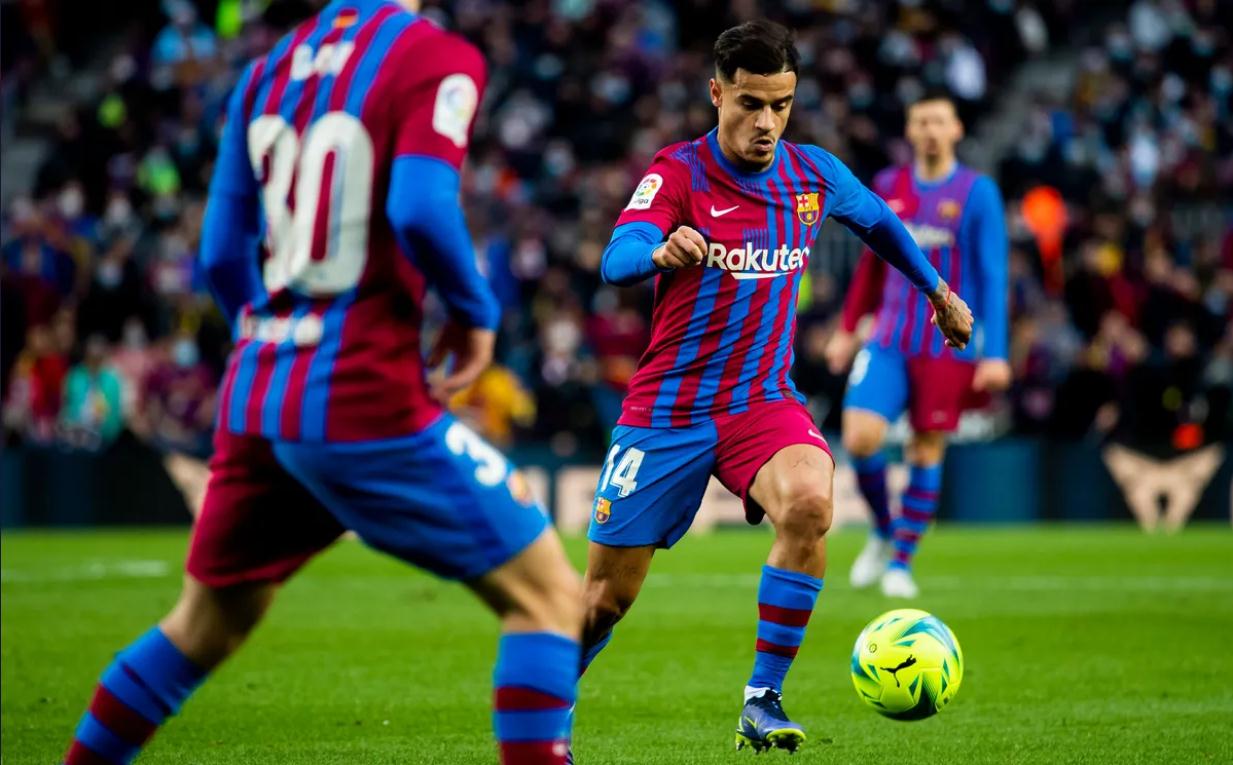 转折点皇家社会回应争议，欧冠集结日攻防权衡，更衣室稳定，团队化学反应显著的简单介绍