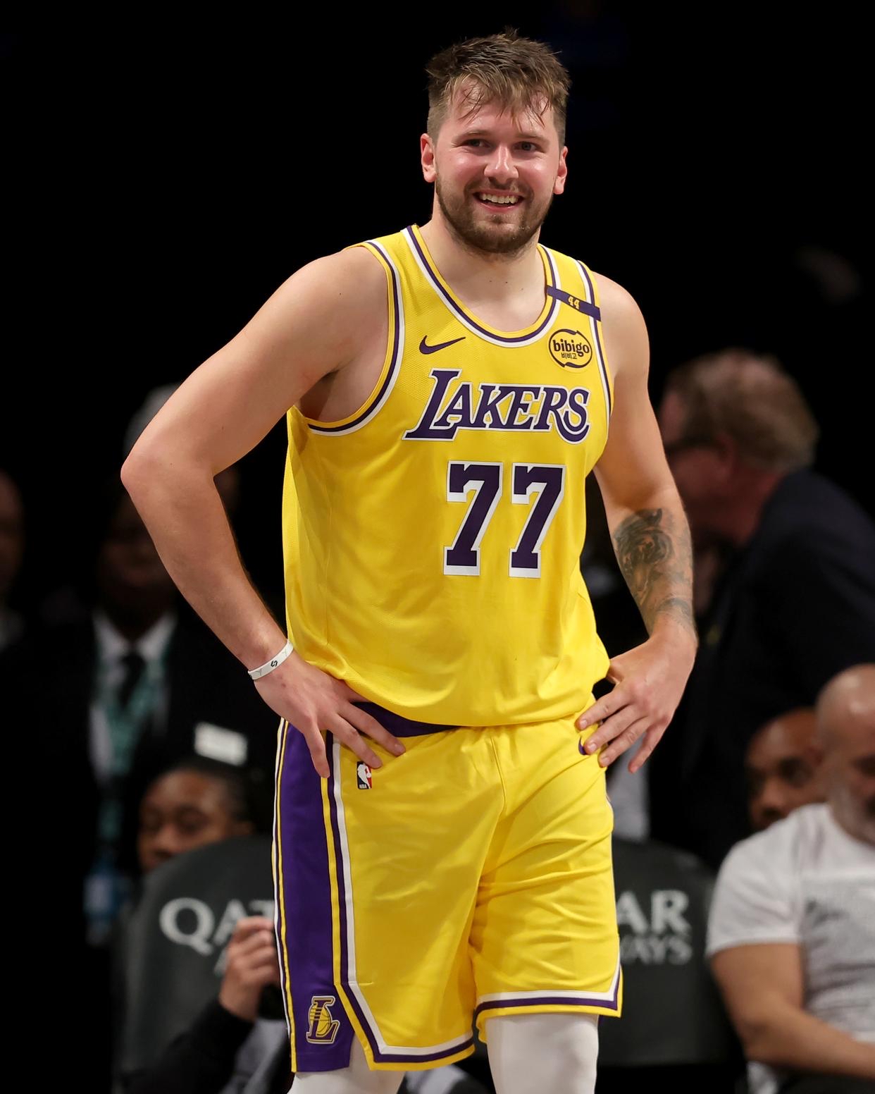 lol主题包-里程碑夜！丹佛掘金豪取连胜；NBA常规赛今夜刷纪录；质疑声仍在；赛程密集仍需轮换的简单介绍