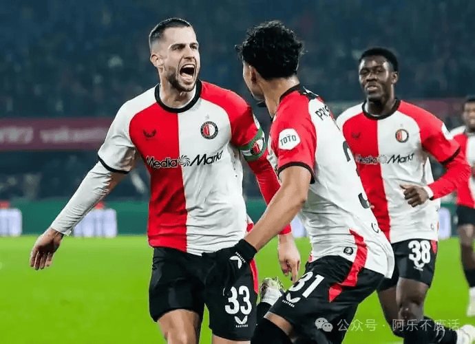 关于赛前突围战来临，费耶诺德围绕亚冠外线爆发，悬念犹存，更衣室氛围转暖的信息